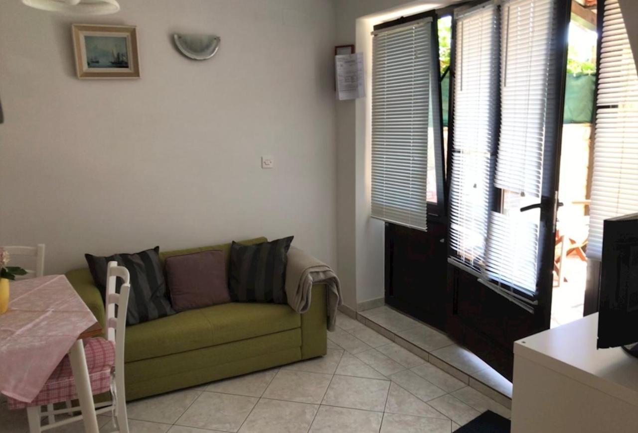וולי לוסיניי Apartmani Nadalina מראה חיצוני תמונה